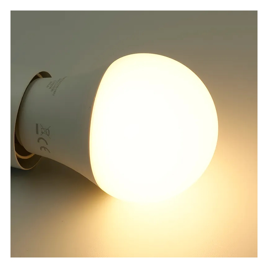LED RGBW Stmívatelná žárovka A60 E27/9W/230V 2700-6500K Wi-Fi Tuya