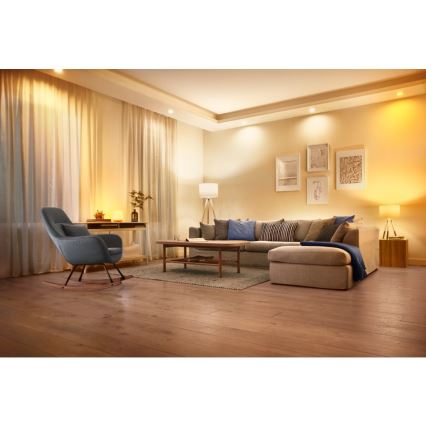 LED RGBW Stmívatelná žárovka C37 E14/4,9W/230V 2200-6500K CRI 90 Wi-Fi -WiZ