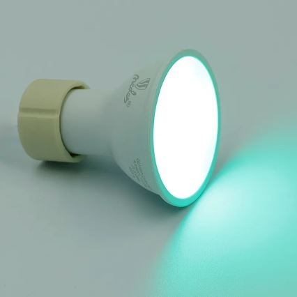 LED RGBW Stmívatelná žárovka GU10/4,5W/230V 2700-6500K Wi-Fi Tuya