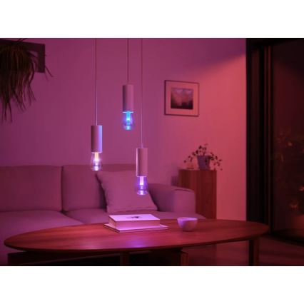LED RGBW Stmívatelná žárovka Philips Hue White And Color Ambiance E27/6,8W/230V 2000-6500K