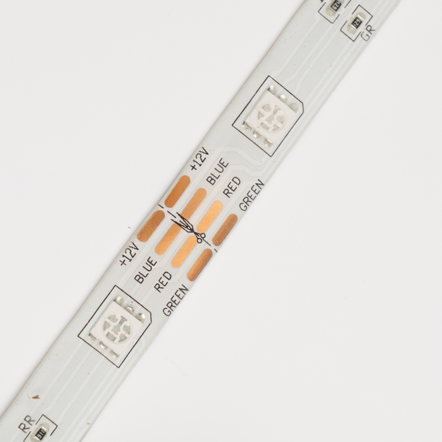 LED RGBW Stmívatelný pásek LED/9W/230V 5m Wi-Fi + dálkové ovládání