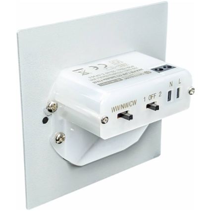 LED Schodišťové svítidlo se senzorem pohybu a soumraku LED/1,5W/230V 3000/4000/6000K stříbrná