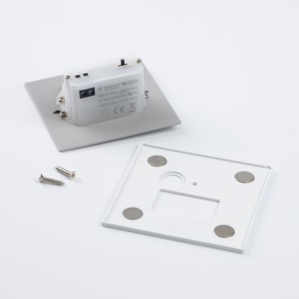 LED Schodišťové svítidlo se senzorem pohybu a soumraku LED/1,5W/230V 3000/4000/6500K bílá