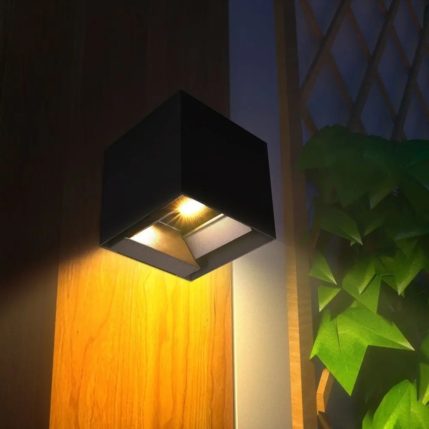 LED Solární nástěnné svítidlo se senzorem LED/9W/3,7V 3000/4000/5000K IP65 2600 mAh černá