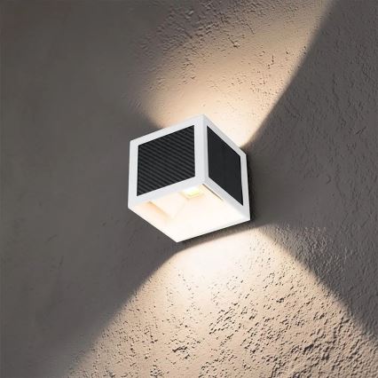 LED Solární nástěnné svítidlo se senzorem LED/9W/3,7V 3000/4000/6000K IP65 2600 mAh bílá