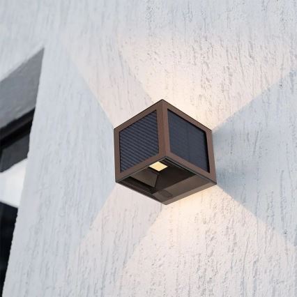 LED Solární nástěnné svítidlo se senzorem LED/9W/3,7V 3000/4000/6000K IP65 2600 mAh hnědá