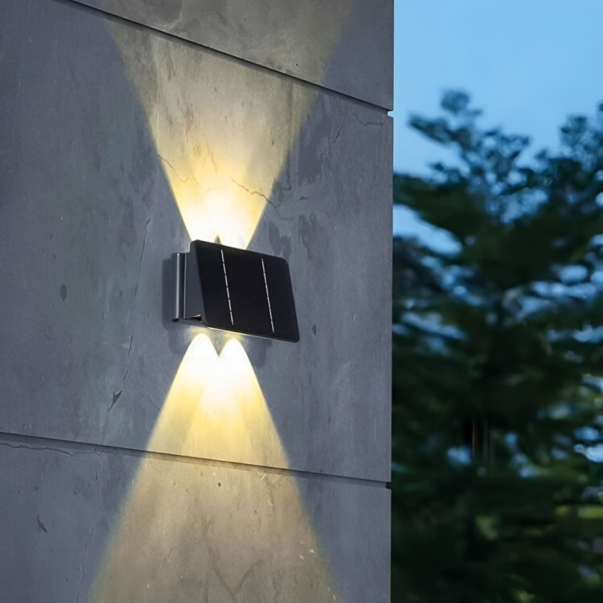 LED Solární nástěnné svítidlo 4xLED/1,5W/3,7V 1500 mAh IP54 černá