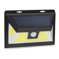 LED Solární nástěnné svítidlo se senzorem LED/5W/5,5V IP65 1200 mAh
