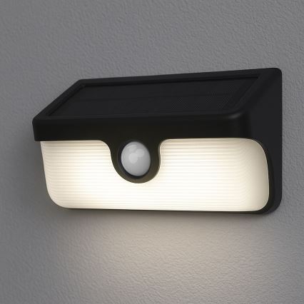 LED Solární nástěnné svítidlo se senzorem LINK LED/5W/3,7V 2000 mAh IP65 černá