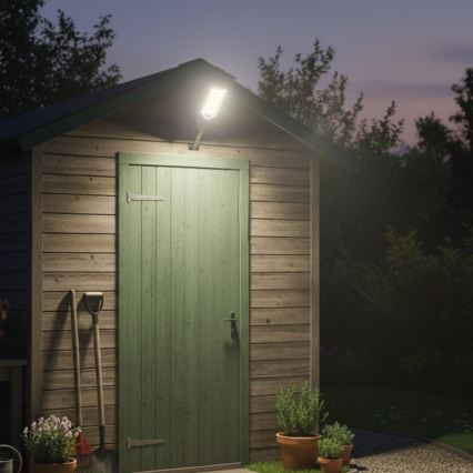 LED Stmívatelná solární pouliční lampa se senzorem VENICE LED/200W/3,2V 12000 mAh IP65 černá + dálkové ovládání