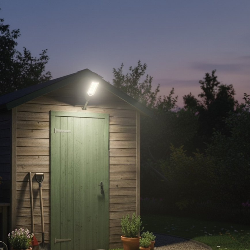 LED Stmívatelná solární pouliční lampa se senzorem VENICE LED/50W/3,2V 4000 mAh IP65 černá + dálkové ovládání