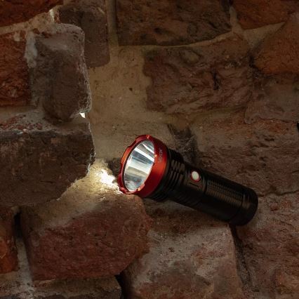 LED Stmívatelná nabíjecí svítilna LED/20W/5V IPX5 2000 lm 6000 mAh