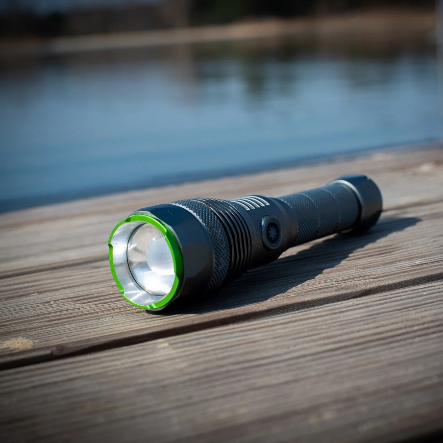 LED Stmívatelná nabíjecí svítilna s funkcí powerbanky LED/30W/5V IPX7 3000 lm 4000 mAh