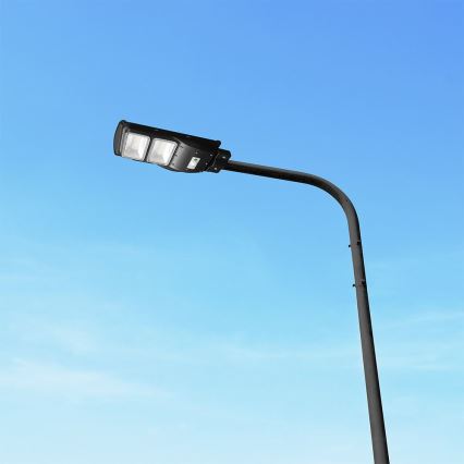 LED Stmívatelná solární pouliční lampa se senzorem pohybu a soumraku LED/8W/3,2V 6000K IP65 9000 mAh černá + dálkové ovládání