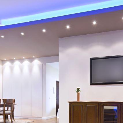 LED Stmívatelná žárovka GU10/6W/230V 6500K 38°