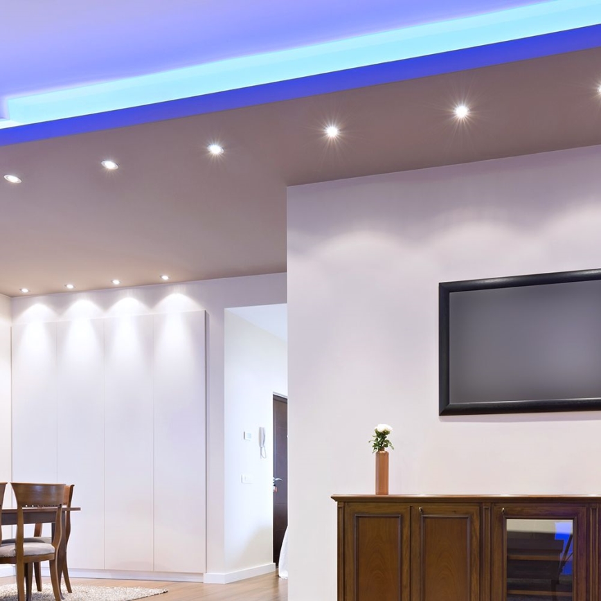 LED Stmívatelná žárovka GU10/6W/230V 6500K 38°