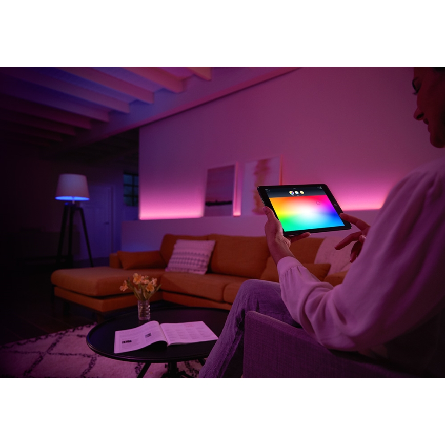 LED Stmívatelná žárovka Philips Hue White And Color Ambiance GU10/5,7W/230V 2000-6500K