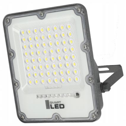 LED Stmívatelný solární reflektor LED/50W/3,2V 5000K 6000 mAh IP65 černá + dálkové ovládání