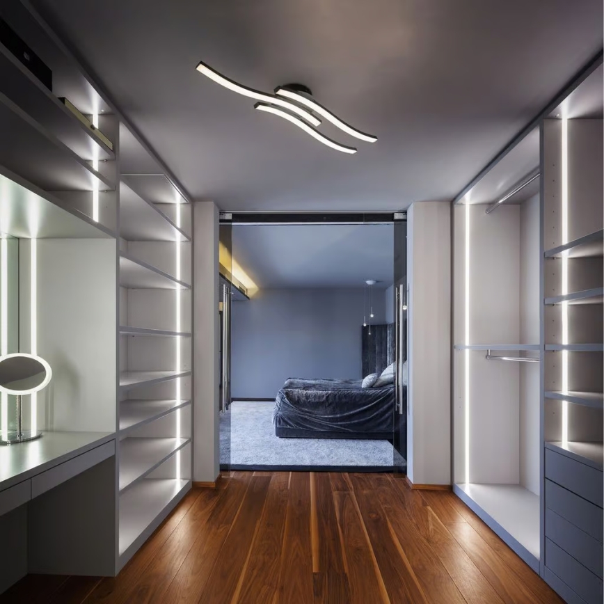 LED Stropní svítidlo 3xLED/6W/230V 2700K černá