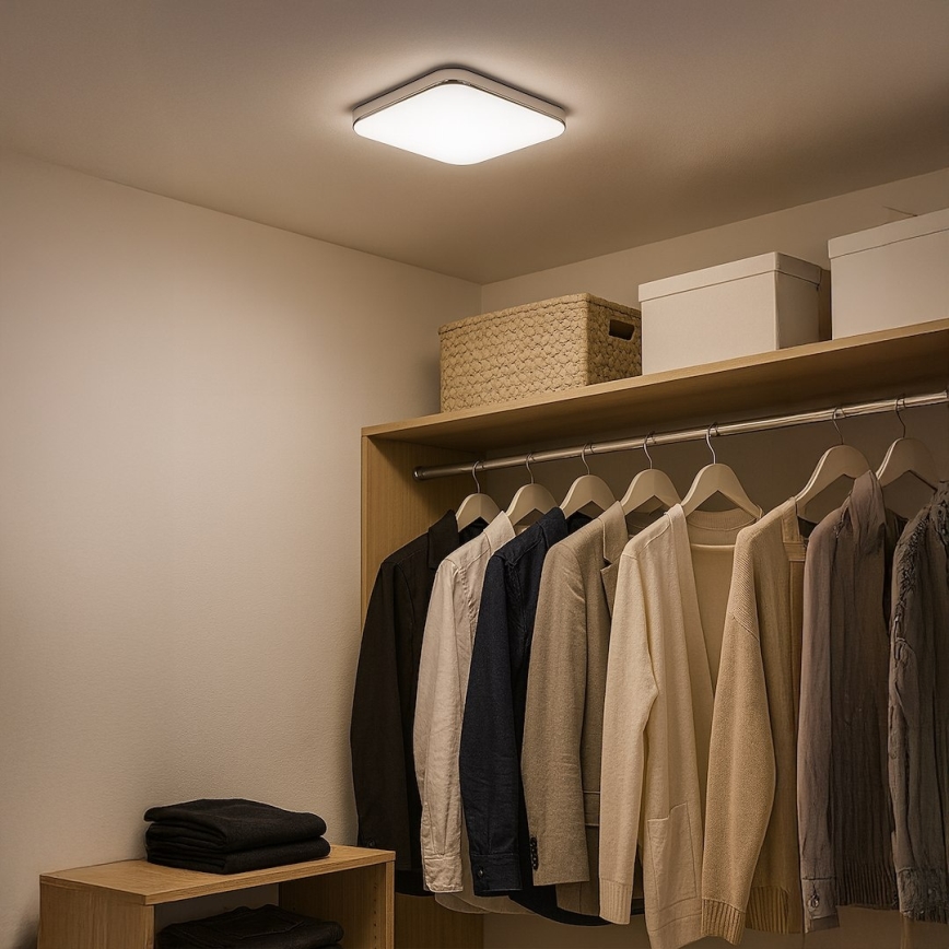 LED Stropní svítidlo NEMO LED/11W/230V 26x26 cm lesklý chrom