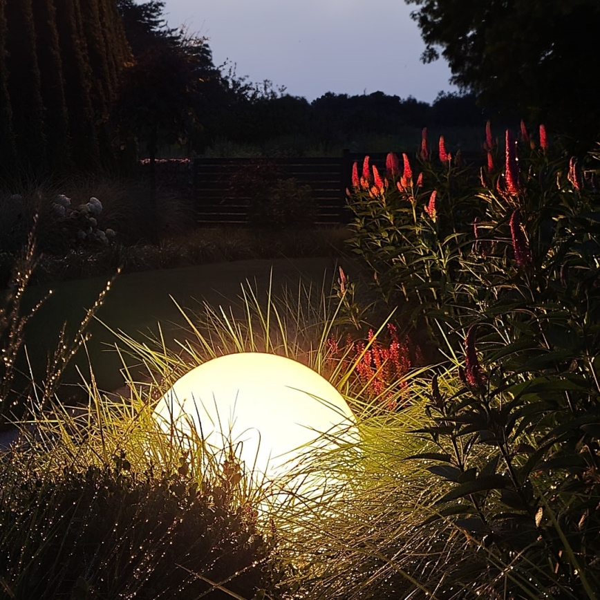 LED Venkovní lampa GLOBO 1xE27/9W/230V pr. 30 cm IP44