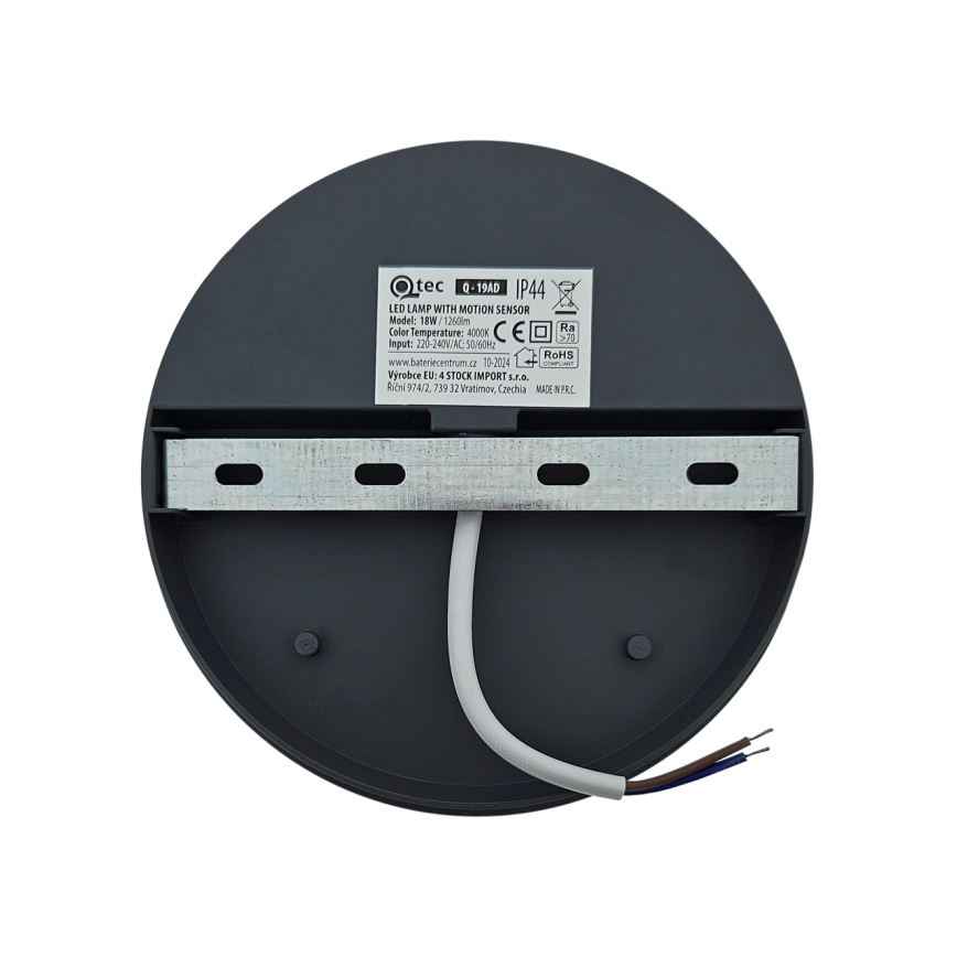 LED Venkovní nástěnné svítidlo se senzorem pohybu LED/18W/230V IP44 bílá
