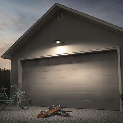 LED Venkovní reflektor LED/150W/230V 4500K IP65 černá