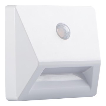 LED Vestavné svítidlo se senzorem pohybu a soumraku IRS LED/0,3W/3xAAA IP54 bílá