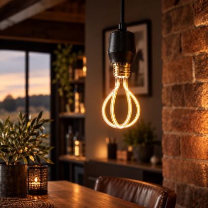 LED Žárovka BULB E27/8W/230V 2200K