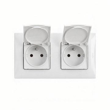 Legrand - Dvojitá venkovní zásuvka domovní s rámečkem NILOE 250V IP44 bílá