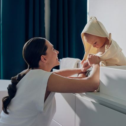 Lionelo - Dětská osuška s kapucí MUSLIN HOODED TOWEL Beige Sand