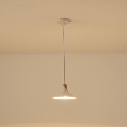 Lustr na lanku CHROMA 1xE27/15W/230V bílá