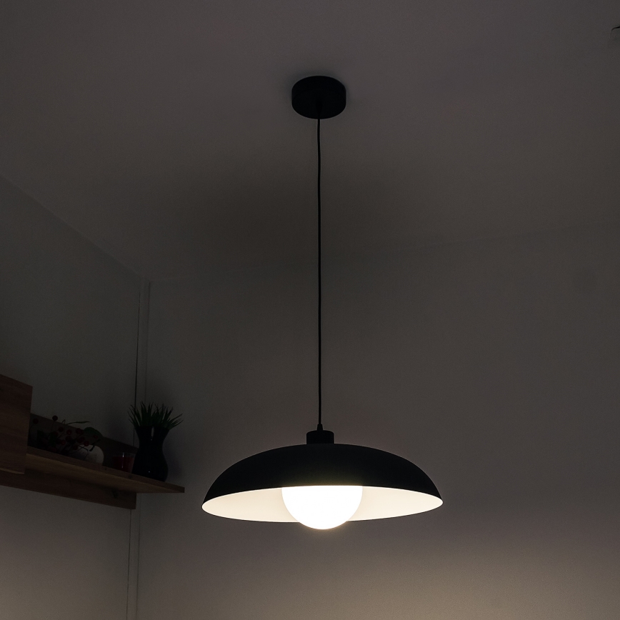Lustr na lanku ECLIPSE 1xE27/15W/230V černá/bílá