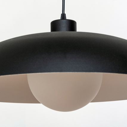 Lustr na lanku ECLIPSE 1xE27/15W/230V černá/bílá