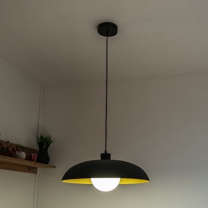 Lustr na lanku ECLIPSE 1xE27/15W/230V černá/zlatá