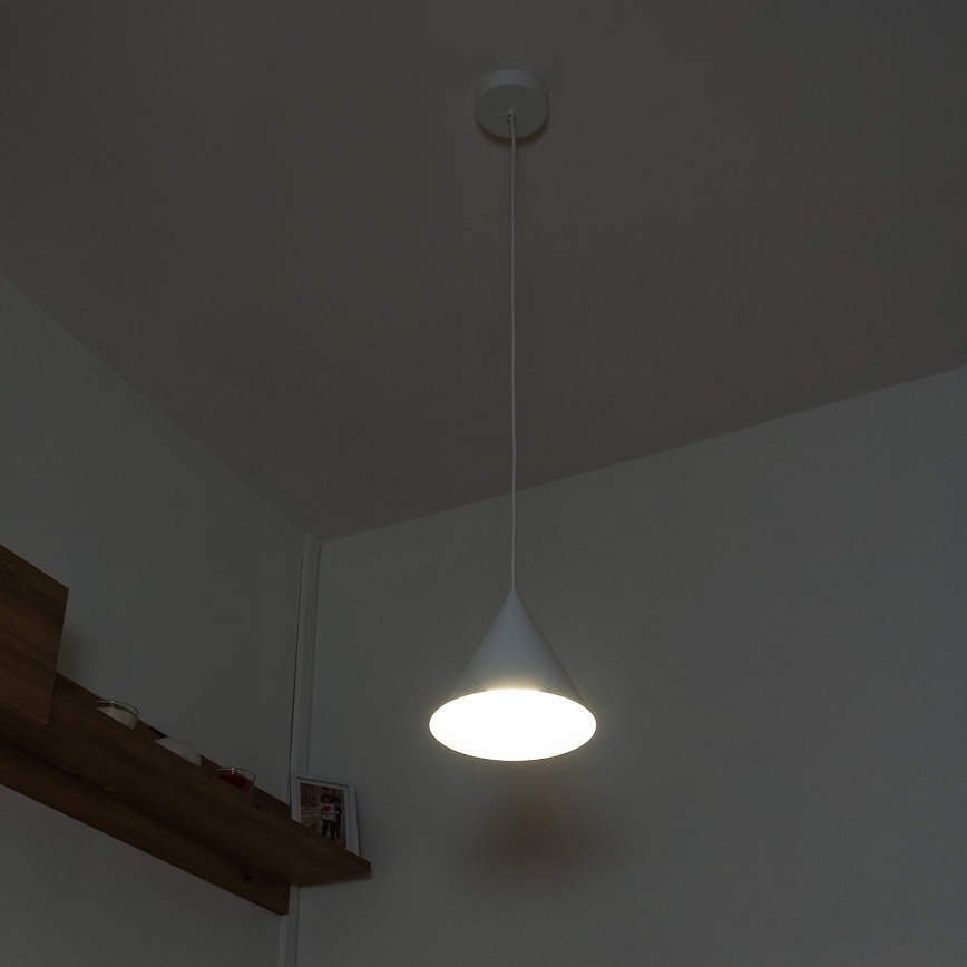 Lustr na lanku ETNA II 1xE27/15W/230V pr. 18,5 cm bílá