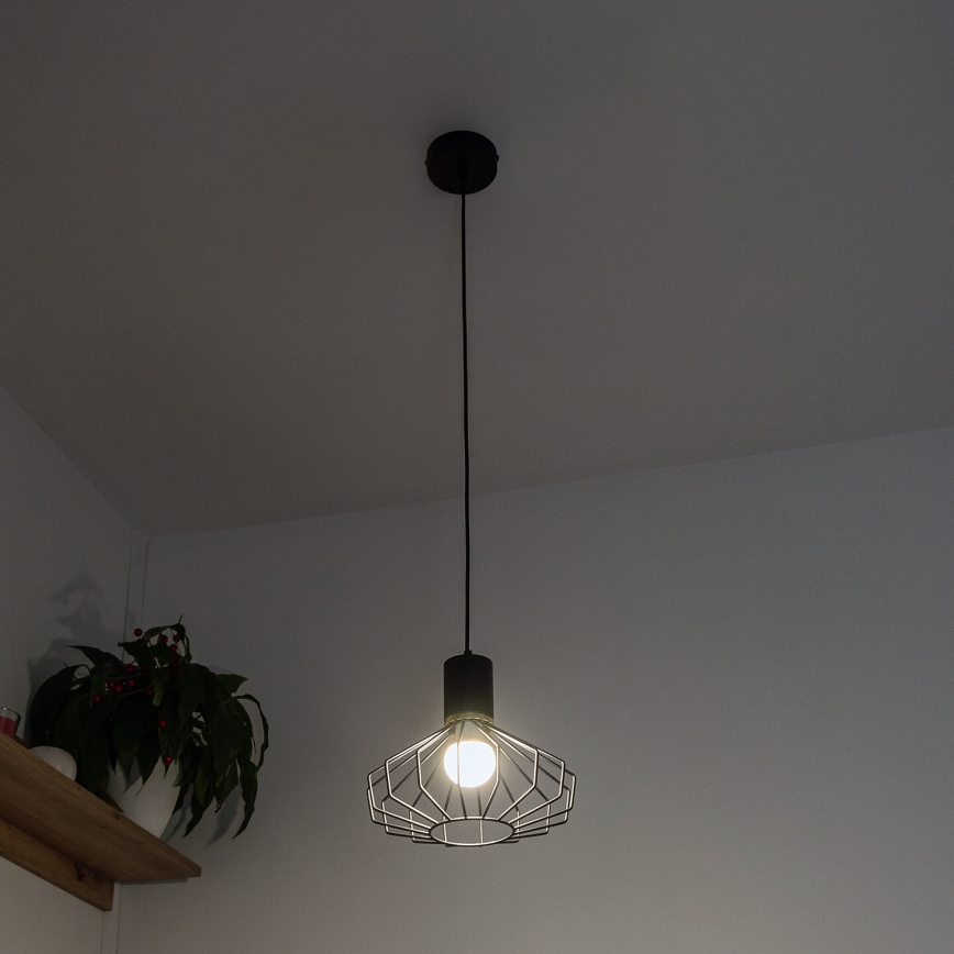 Lustr na lanku SOLANO 1xE27/15W/230V černá/zlatá