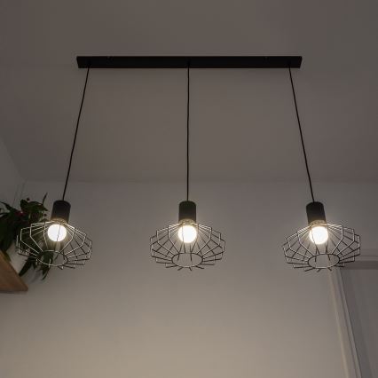 Lustr na lanku SOLANO 3xE27/15W/230V černá/zlatá