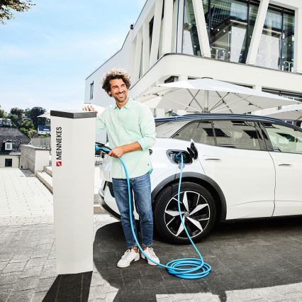Mennekes - Nabíjecí kabel pro elektromobily typu 2 7,5m 22kW 32A IP44