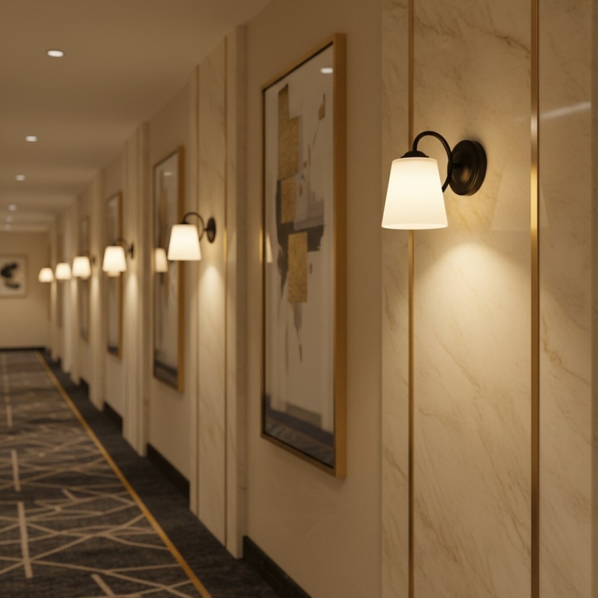 Nástěnná lampa PAFOS 1xE27/15W/230V černá