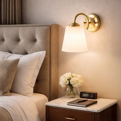 Nástěnná lampa PAFOS 1xE27/15W/230V zlatá