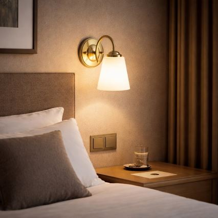 Nástěnná lampa PAFOS 1xE27/15W/230V zlatá