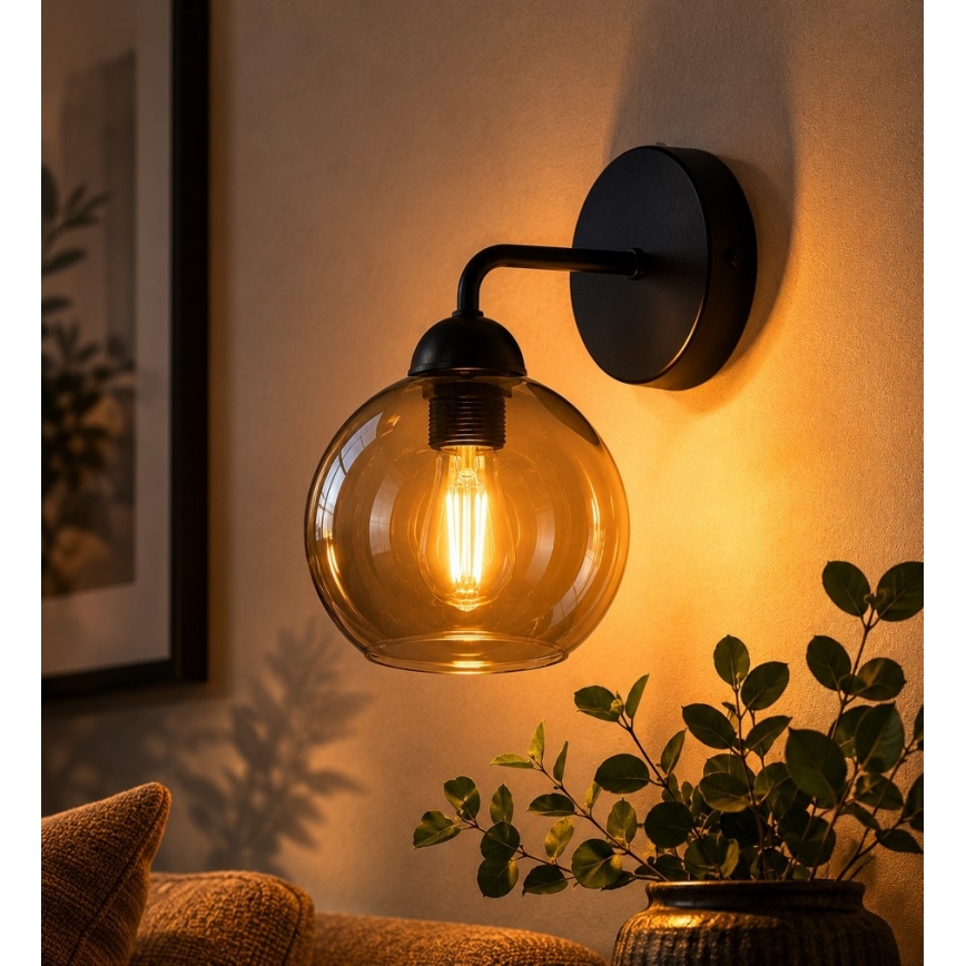 Nástěnné svítidlo OSMO 1xE27/60W/230V černá