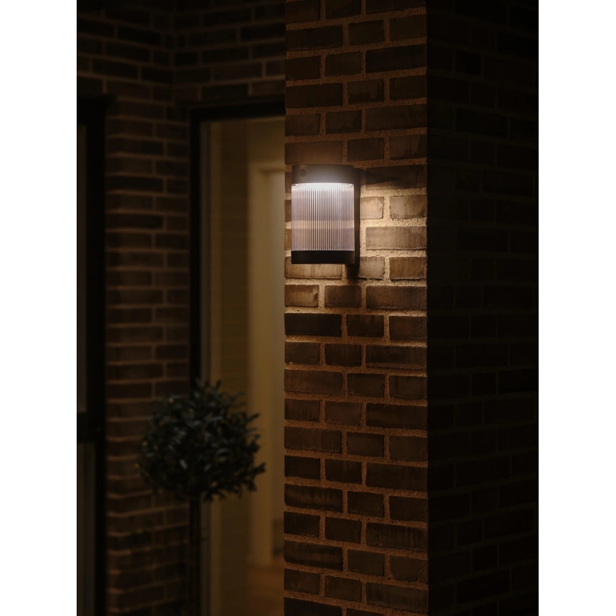 Nordlux - LED Solární nástěnné svítidlo se senzorem COUPAR LED/3,2W/5V 3000K IP44 černá