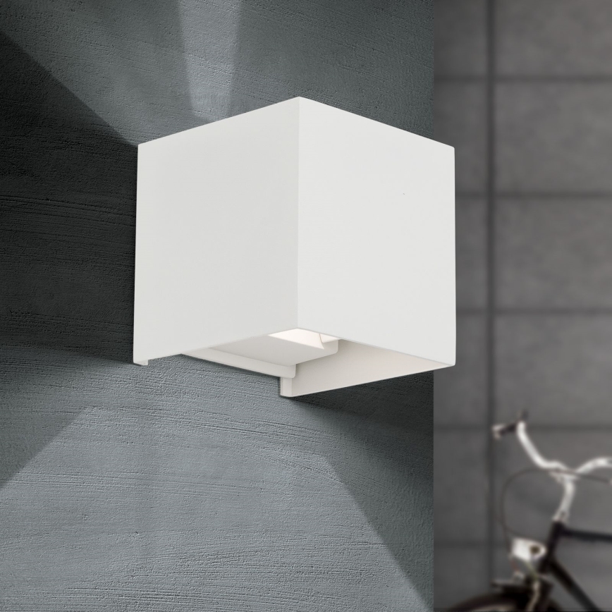 LED Venkovní nástěnné svítidlo CUBE 2xLED/3W/230V IP54 bílá