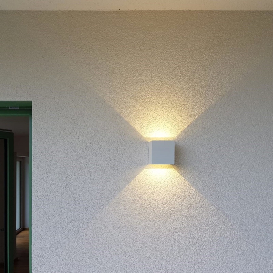LED Venkovní nástěnné svítidlo CUBE 2xLED/3W/230V IP54 bílá