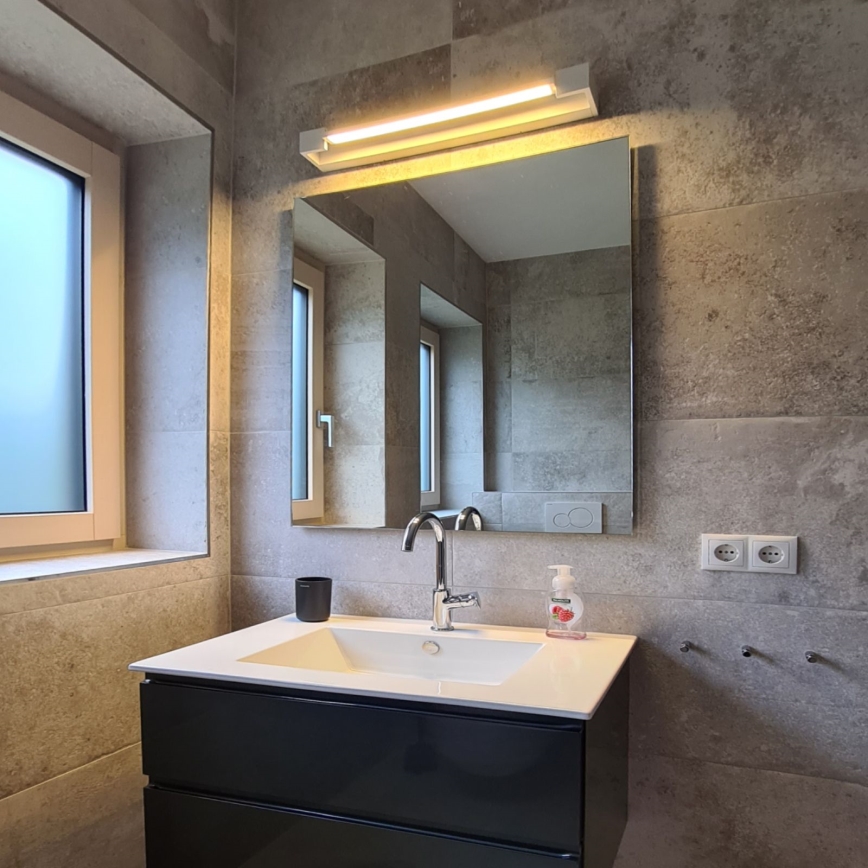 LED Koupelnové osvětlení zrcadla MARILYN LED/18W/230V 60 cm IP44 bílá