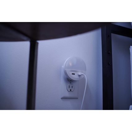 Osram - LED Noční svítidlo do zásuvky se senzorem LUNETTA 2xUSB LED/13W/230V