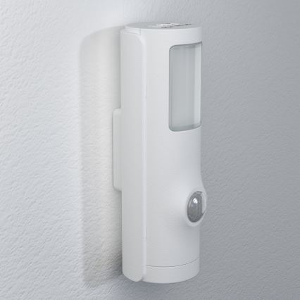 Osram - LED Orientační svítidlo se senzorem pohybu a soumraku NIGHTLUX LED/0,35W/3xAAA IP54 bílá