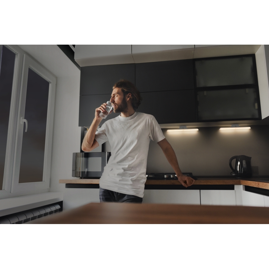 Osram - LED Stmívatelné podlinkové svítidlo se senzorem pohybu a soumraku LINEAR LED/5W/3,7V 2200 mAh 3000K 35 cm bílá